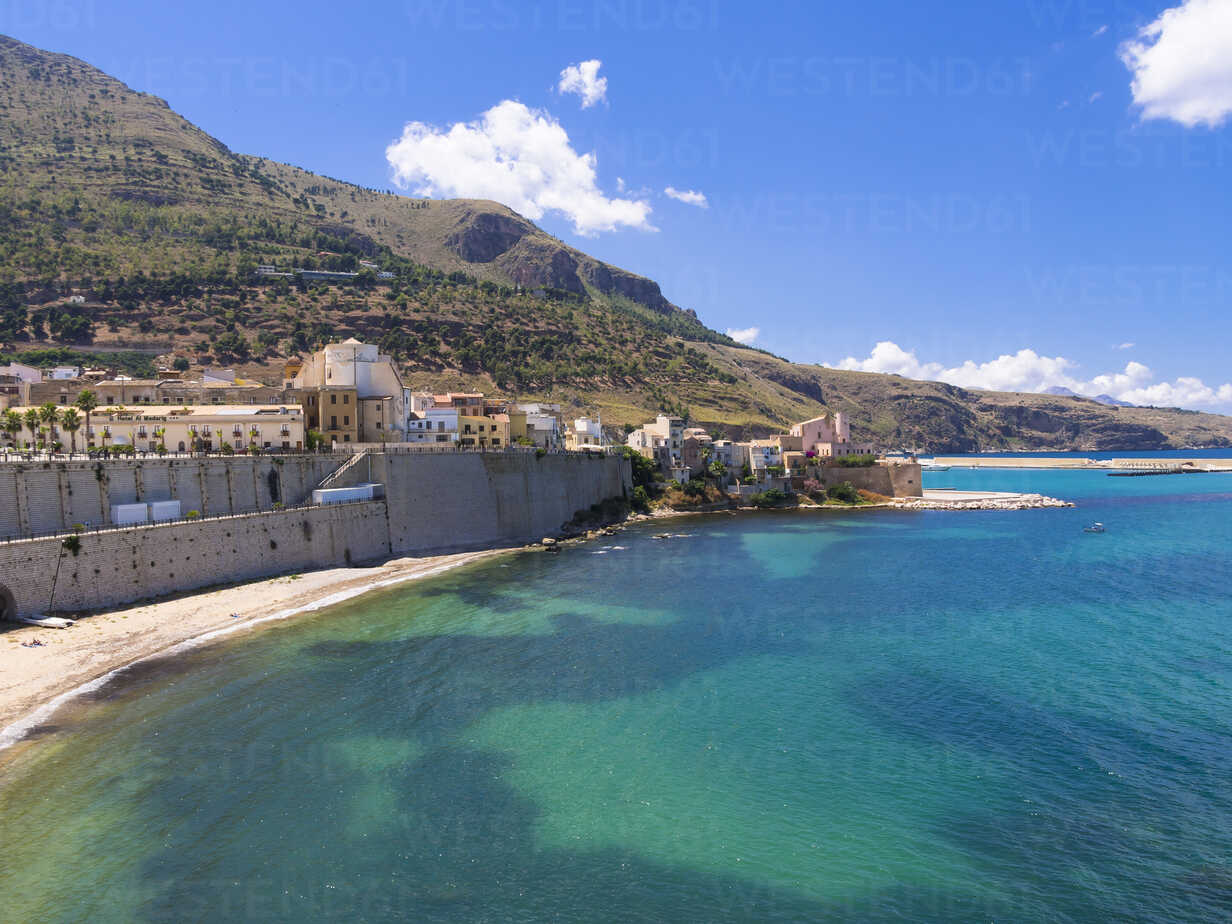Italy, Sicily, Province of Trapani, Fishing village Castellammare del ...