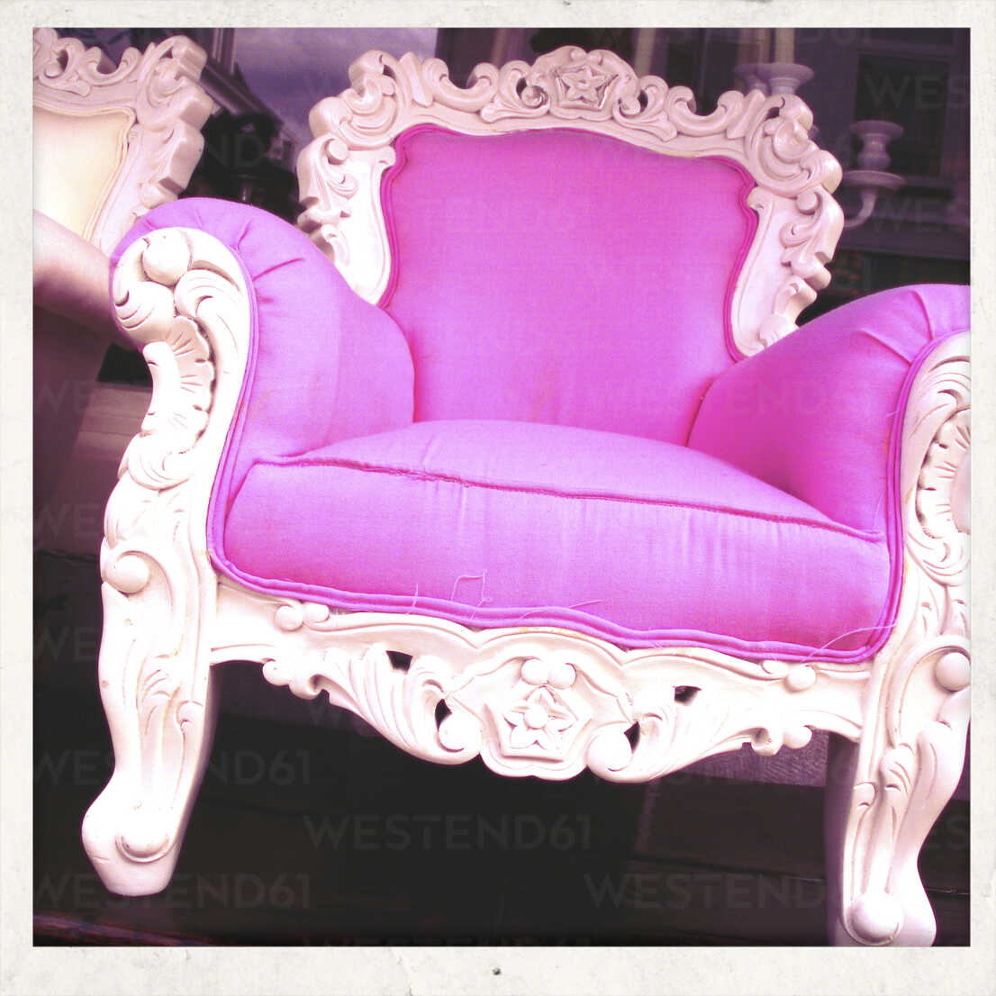 pink armchair  hohf001131  fotomaschinistwestend61