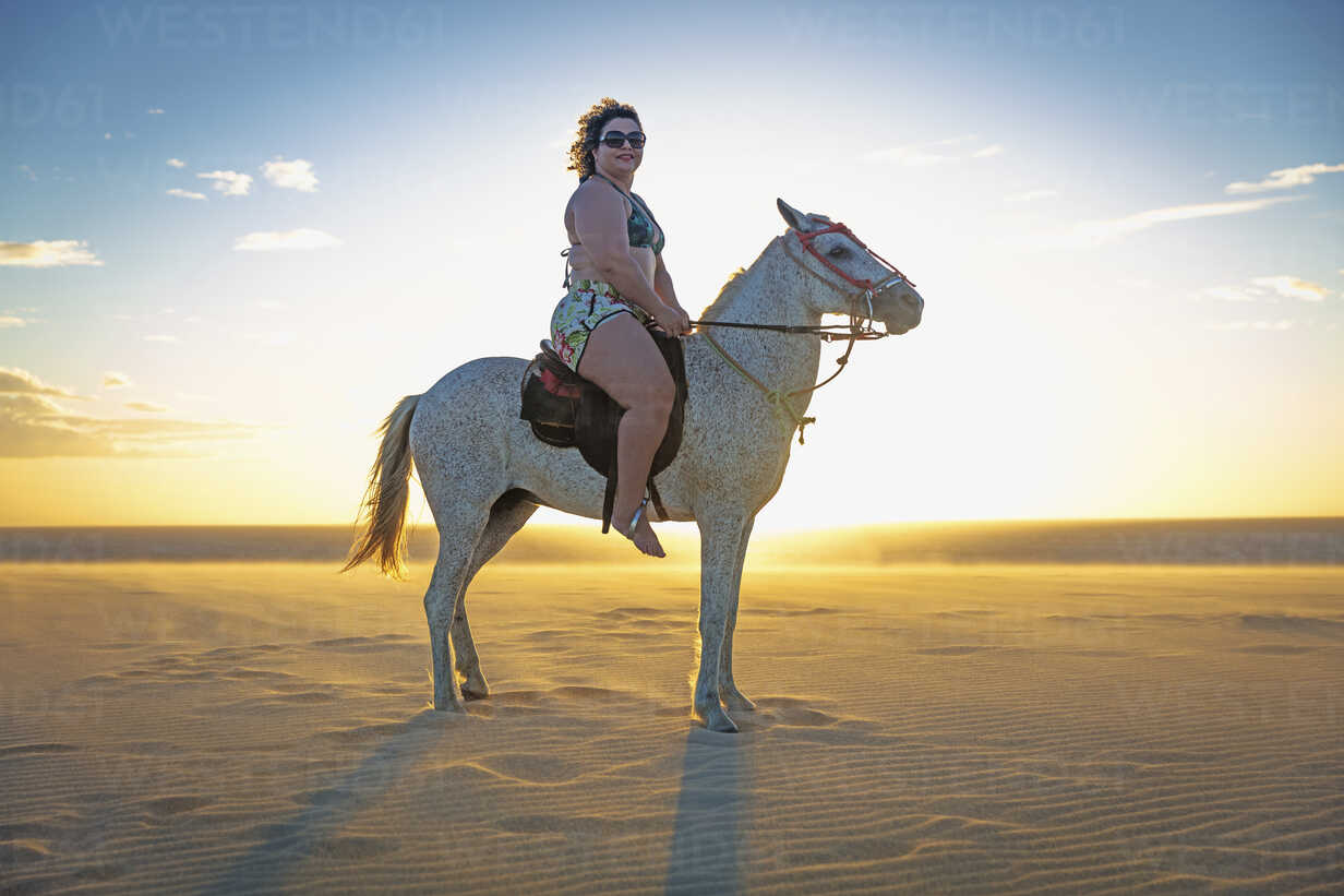 Woman Riding Horse On Beach Side View Jericoacoara Ceara Brazil South America Cuf11351 Aziz Ary Neto