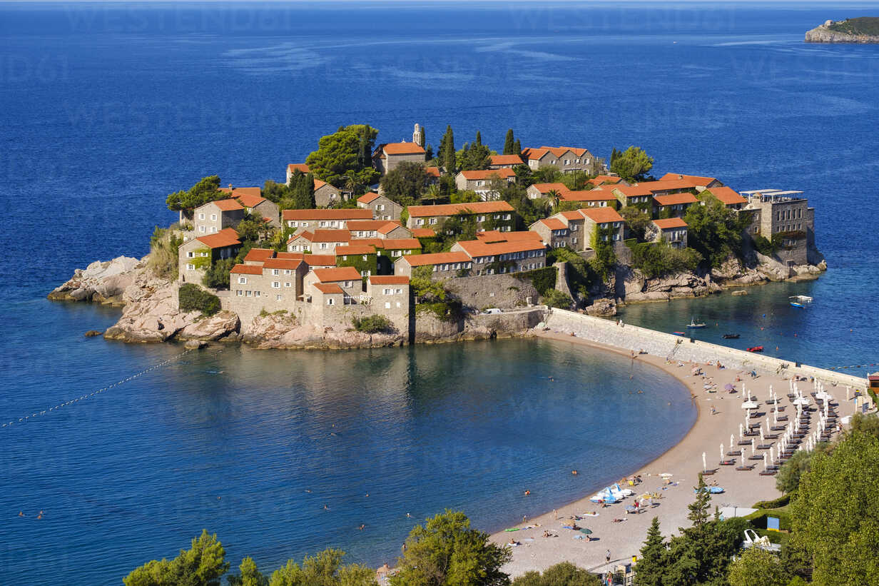 Montenegro Adriakuste Hotelinsel Sveti Stefan Und Strand Bei Budva Stockfoto