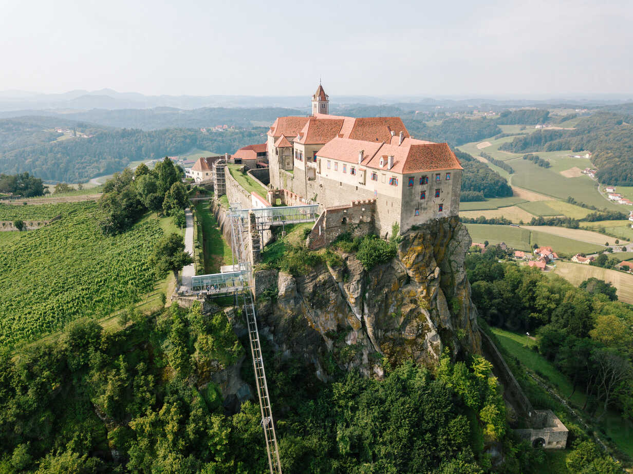 Osterreich Steiermark Drohnenansicht Von Schloss Riegersburg Stockfoto