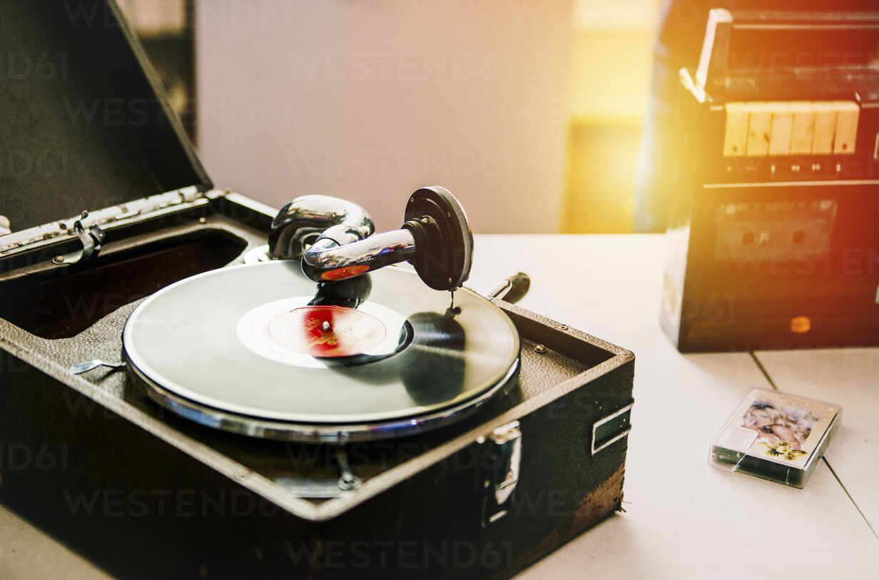 Close Up Of Vintage Record Player Stockphoto