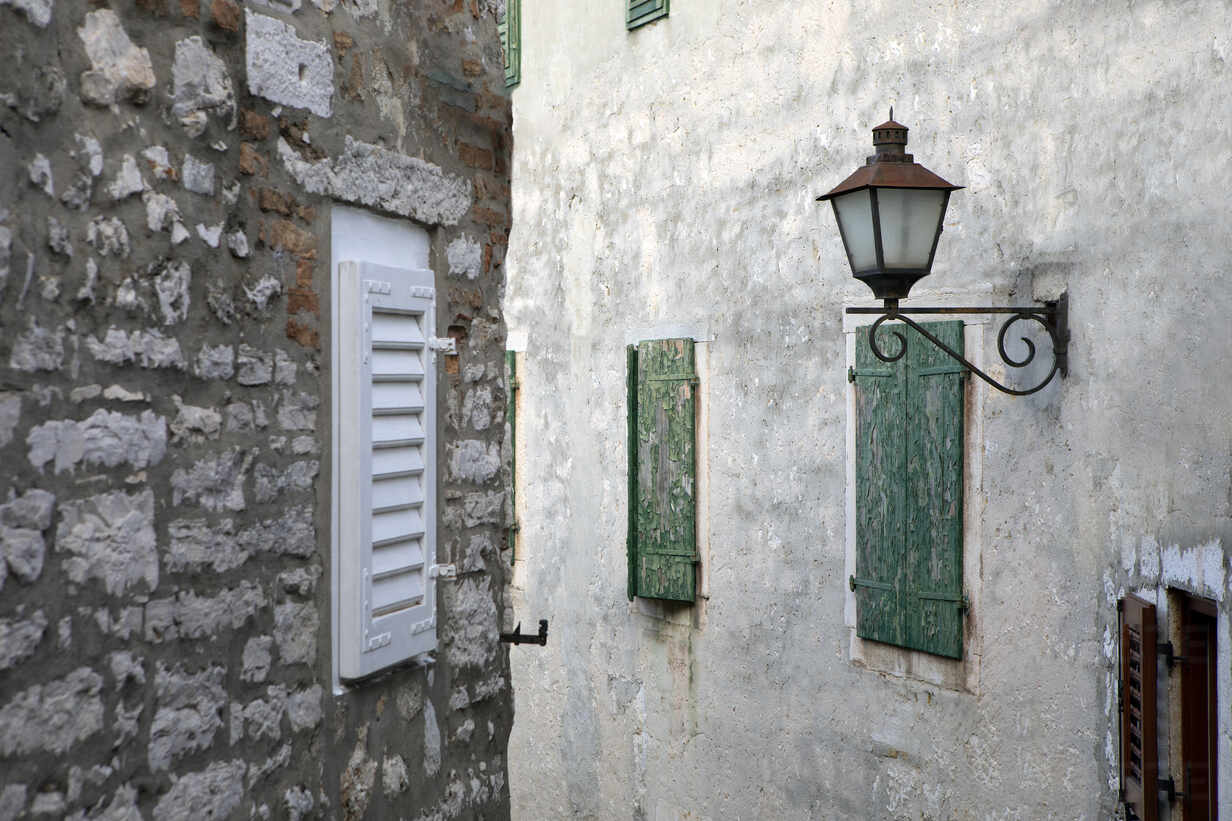 Croatia Istria Rovinj Old Buildings In The City With Street Lamp Pstf Petra Stockhausen Westend61